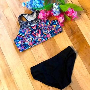 Girls vibrant geometric bikini
